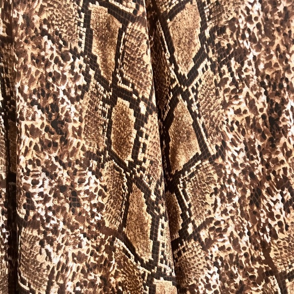 Show Me Your MuMu Snakeprint Transparent Tunic - Picture 3 of 5
